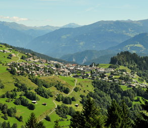 Gemeinde Falera - Sonnenterrasse der Surselva